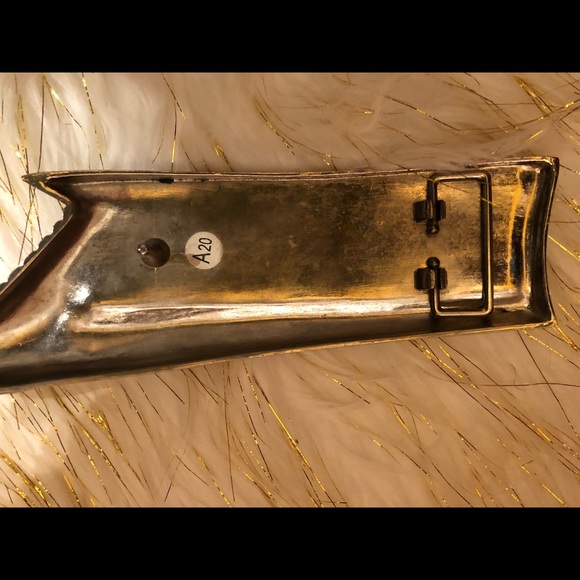 Riders silver buckle with a rhinestone affect - Picture 3 of 8